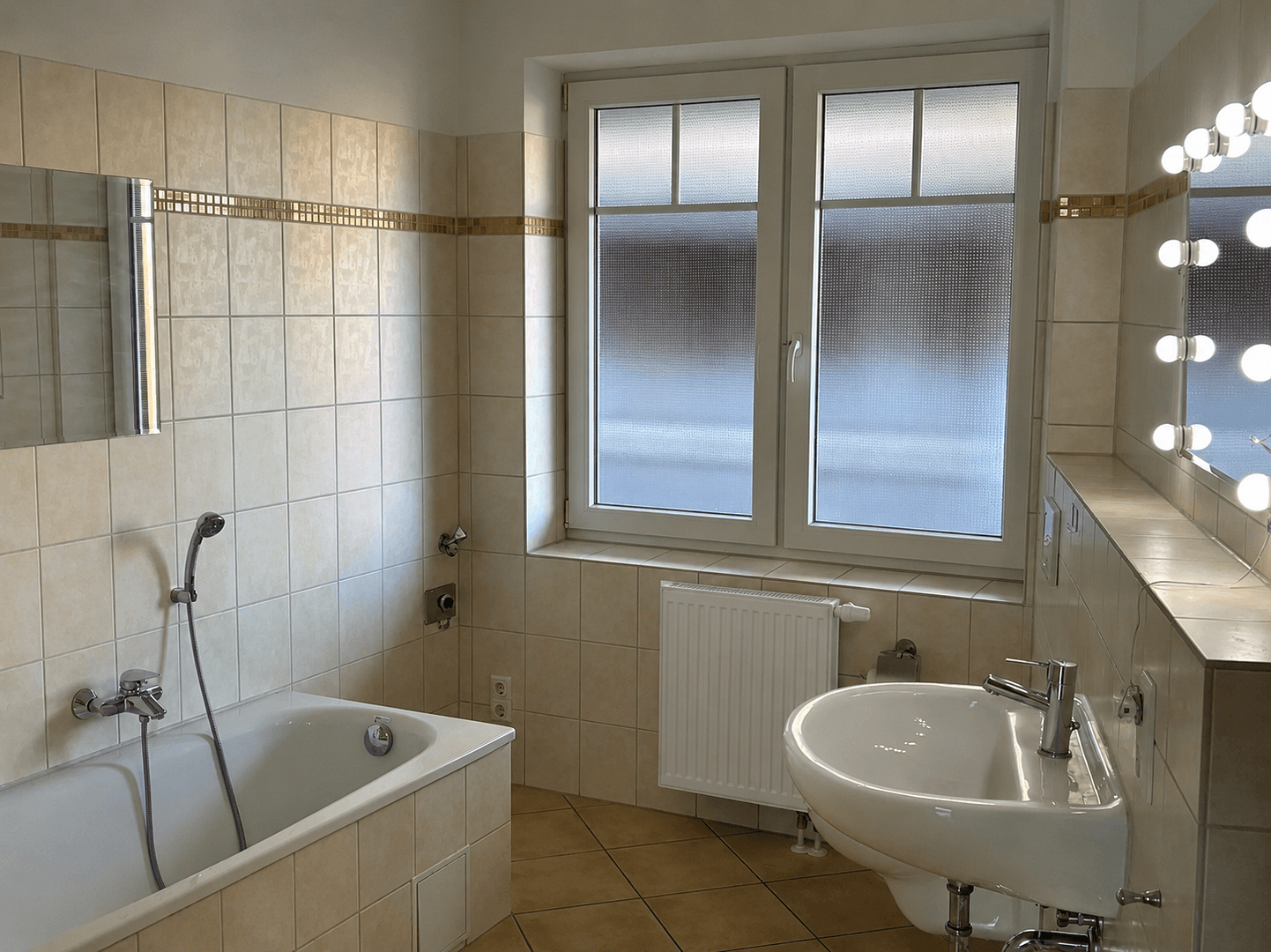 Pronájem bytu 3+1 80 m², Hollenstedt, Dolní Sasko Pronájem bytu 3+1 80 m², Hollenstedt, Dolní Sasko