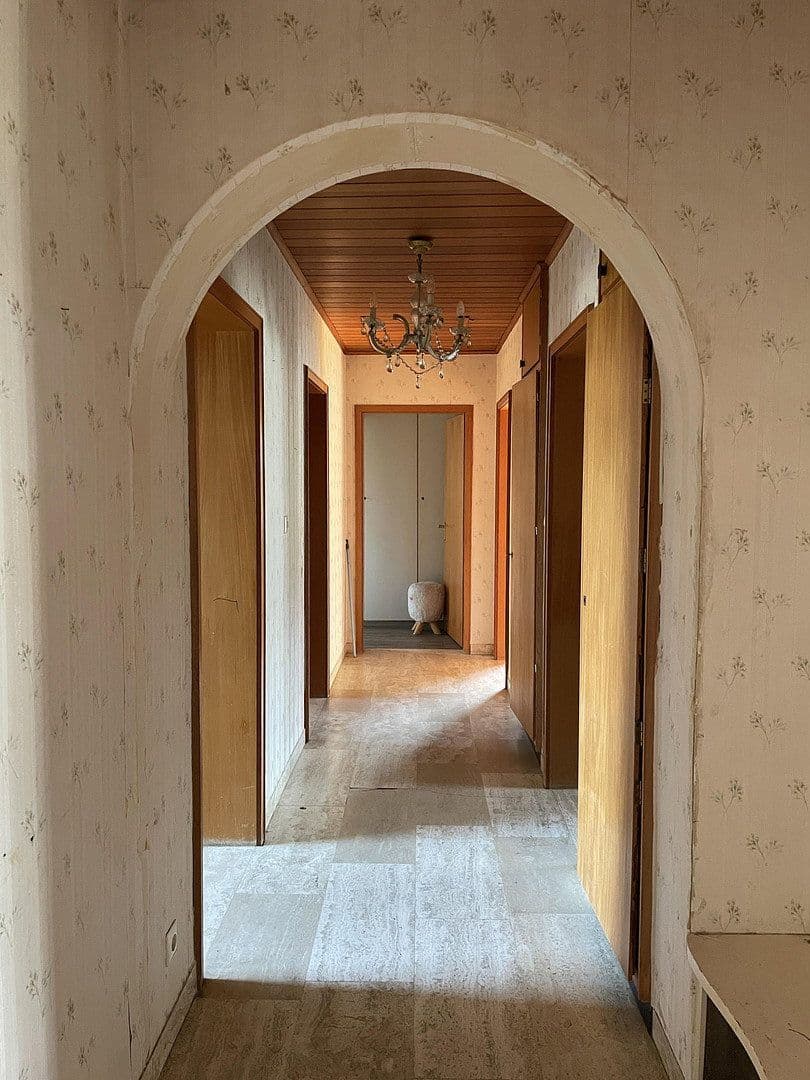 Prodej domu 212 m², pozemek 815 m², Marloffstein, Bavorsko Prodej domu 212 m², pozemek 815 m², Marloffstein, Bavorsko