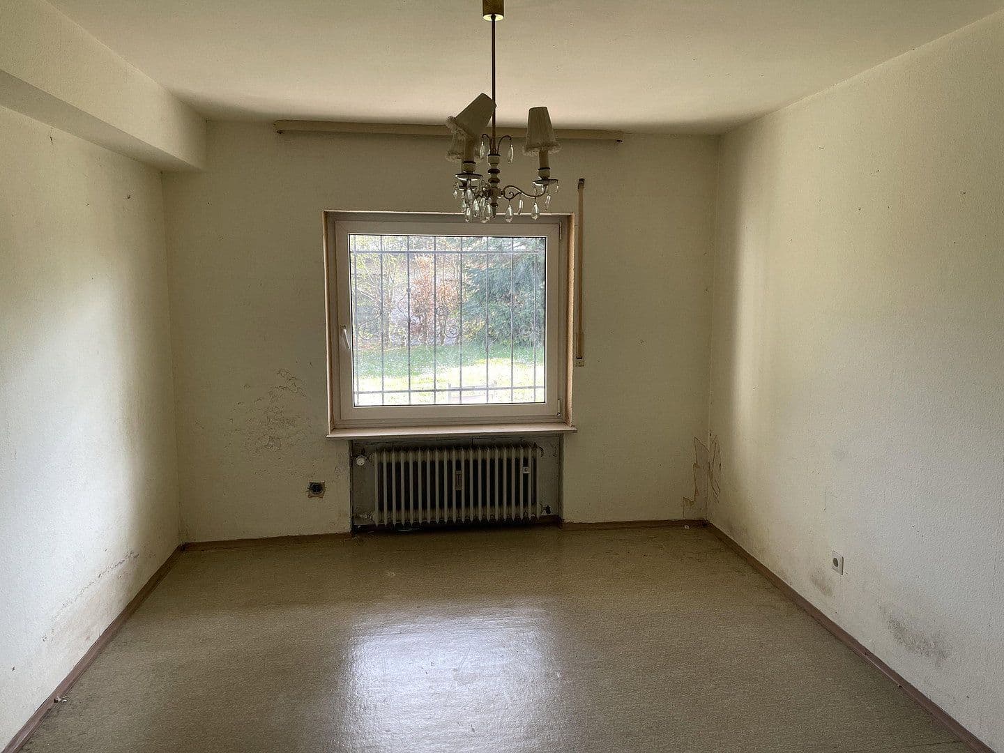 Prodej domu 212 m², pozemek 815 m², Marloffstein, Bavorsko Prodej domu 212 m², pozemek 815 m², Marloffstein, Bavorsko