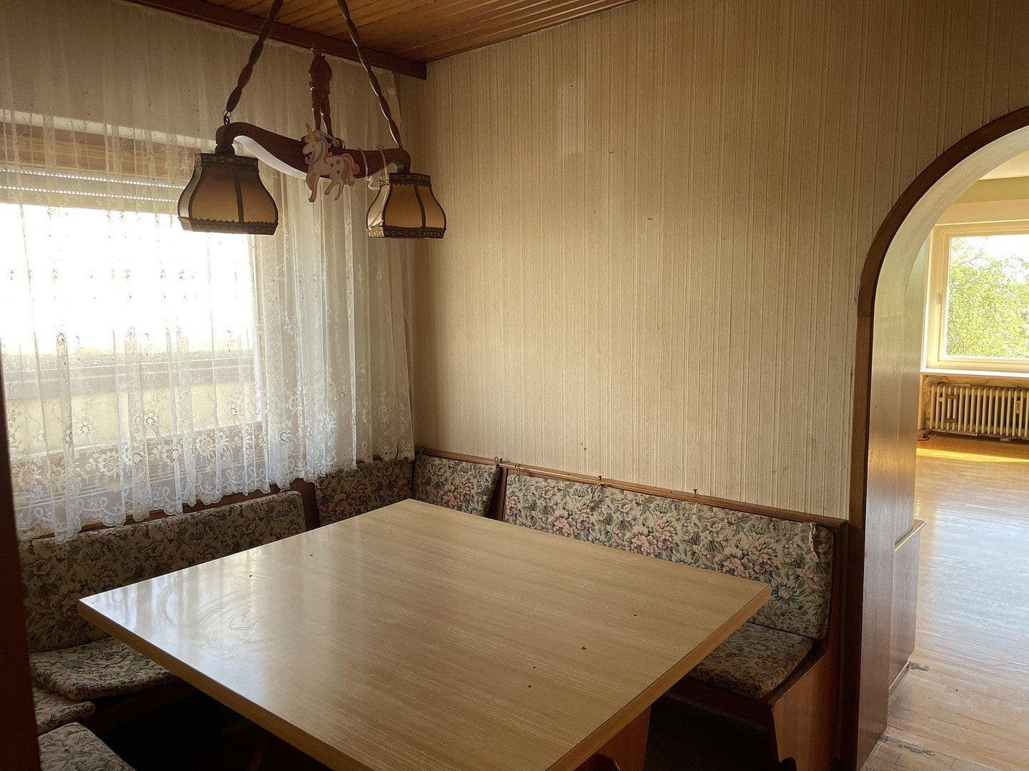 Prodej domu 212 m², pozemek 815 m², Marloffstein, Bavorsko Prodej domu 212 m², pozemek 815 m², Marloffstein, Bavorsko