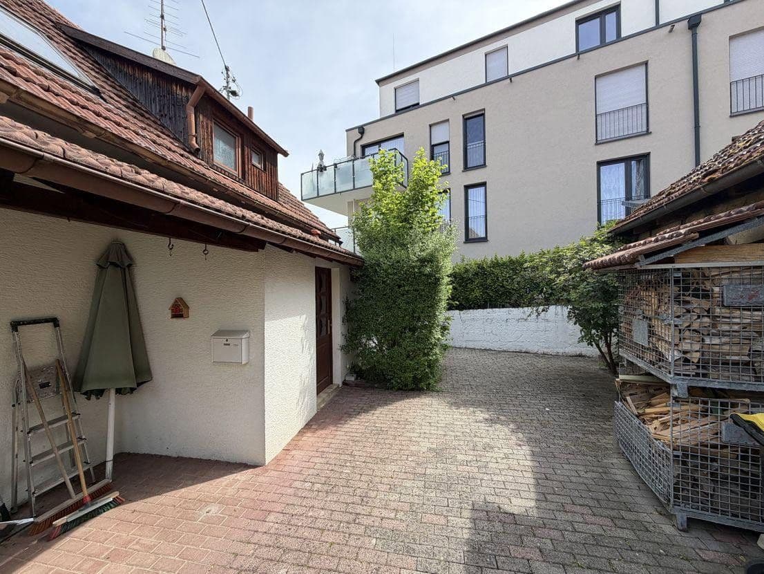 Prodej domu 120 m², pozemek 163 m², Remseck am Neckar, Bádensko-Württembersko Prodej domu 120 m², pozemek 163 m², Remseck am Neckar, Bádensko-Württembersko