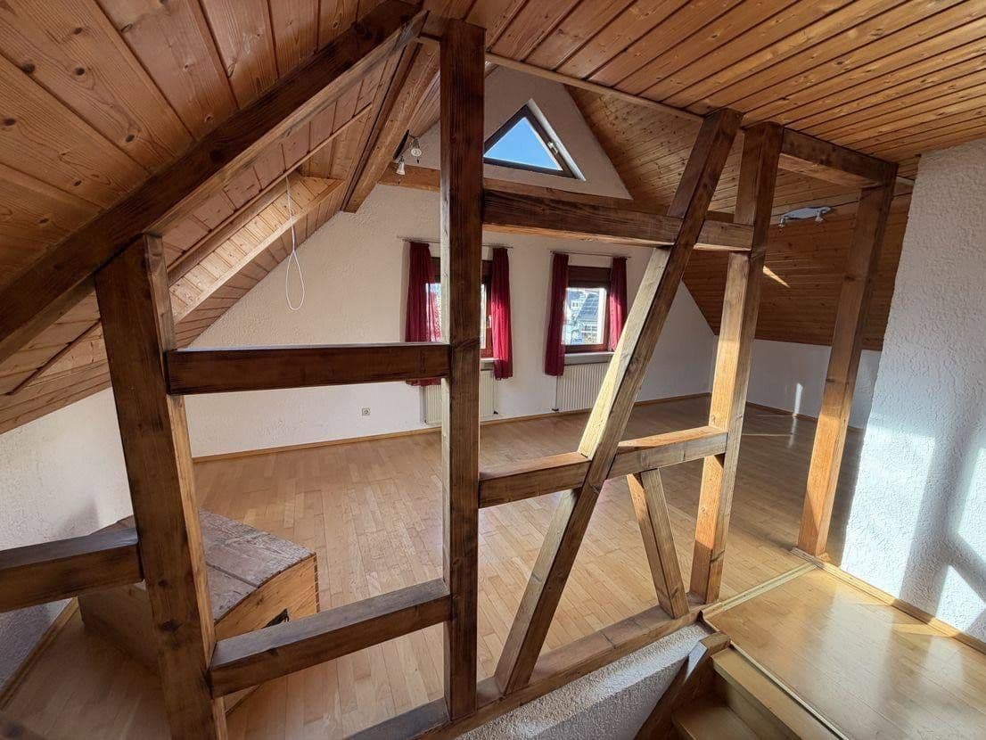 Prodej domu 120 m², pozemek 163 m², Remseck am Neckar, Bádensko-Württembersko Prodej domu 120 m², pozemek 163 m², Remseck am Neckar, Bádensko-Württembersko