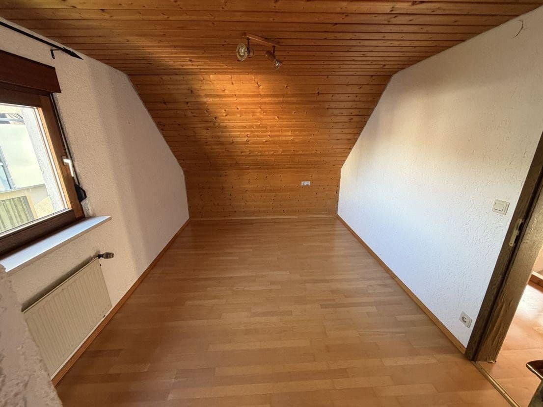 Prodej domu 120 m², pozemek 163 m², Remseck am Neckar, Bádensko-Württembersko Prodej domu 120 m², pozemek 163 m², Remseck am Neckar, Bádensko-Württembersko