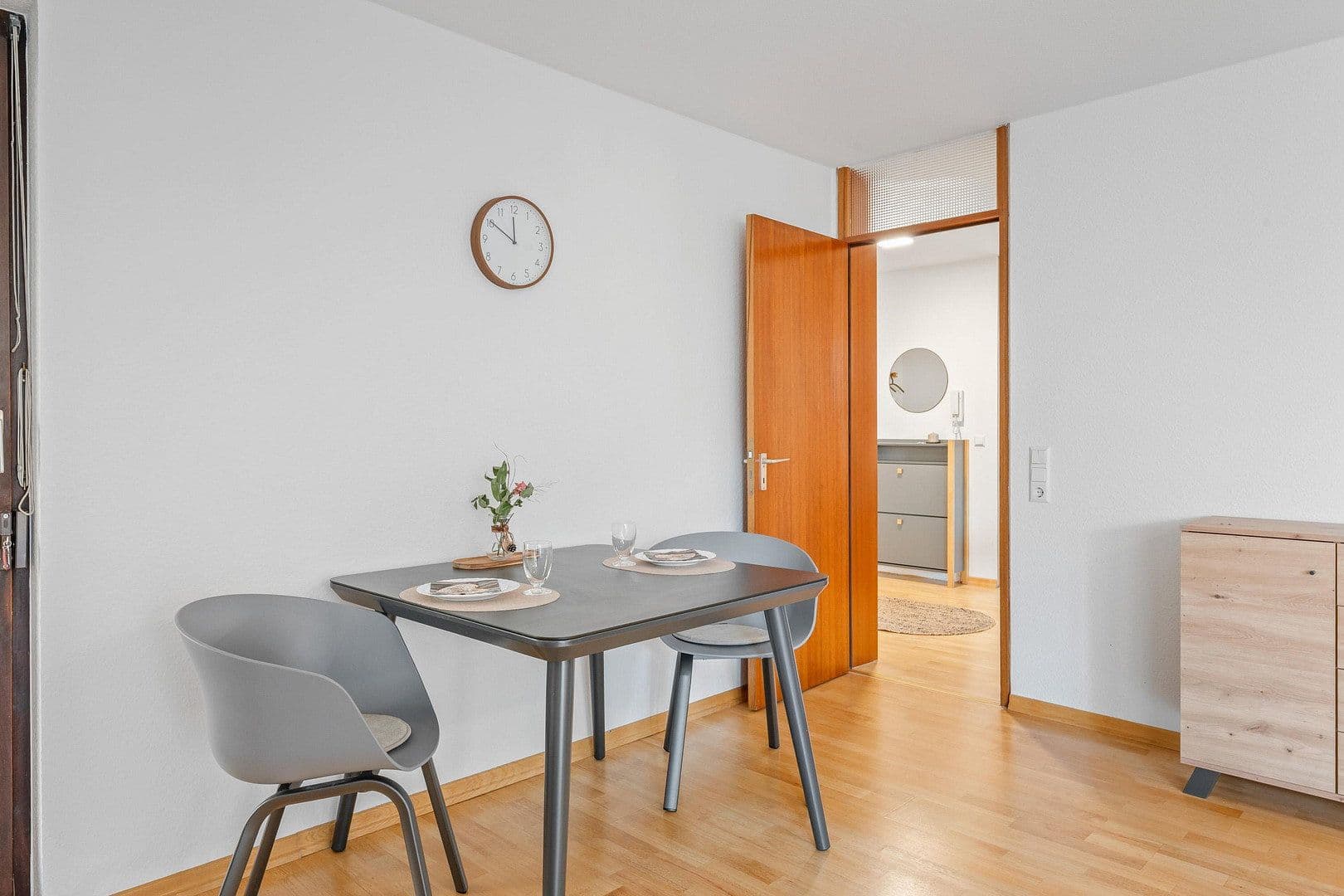 Prodej bytu 2+1 64 m², Reutlingen, Bádensko-Württembersko Prodej bytu 2+1 64 m², Reutlingen, Bádensko-Württembersko
