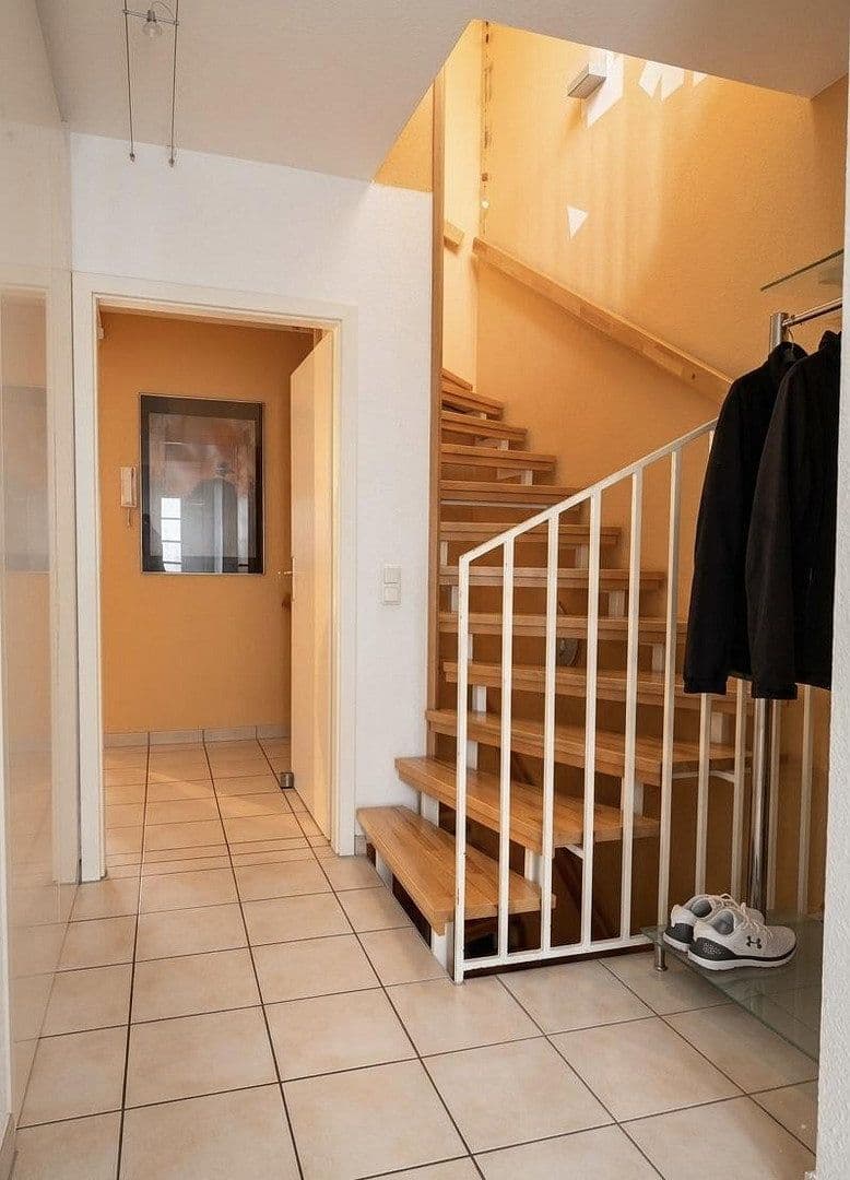 Prodej domu 160 m², pozemek 150 m², Mühlheim am Main, Hessen Prodej domu 160 m², pozemek 150 m², Mühlheim am Main, Hessen