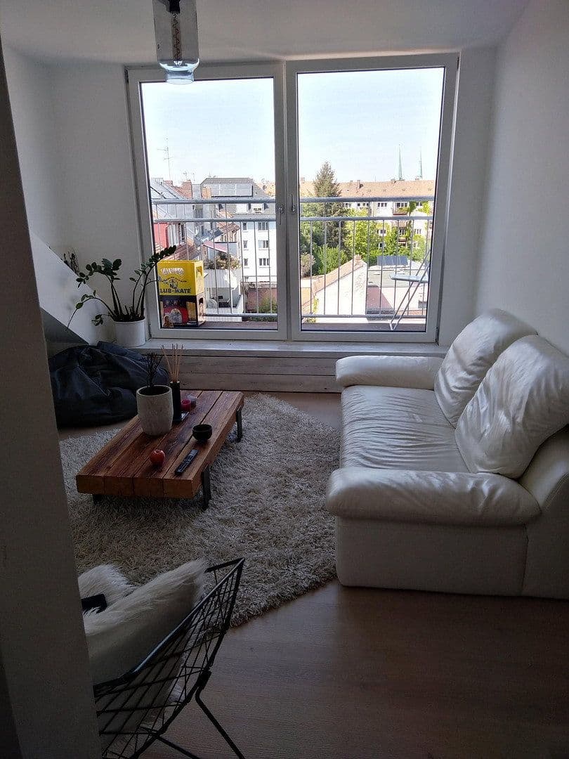 Pronájem bytu 4+1 96 m², Feldgasse 51, Nürnberg, Bavorsko Pronájem bytu 4+1 96 m², Feldgasse 51, Nürnberg, Bavorsko