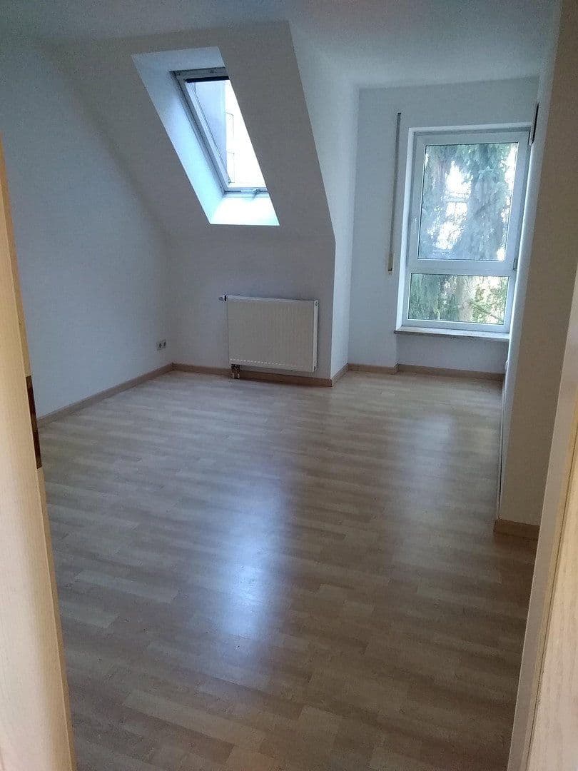 Pronájem bytu 2+1 57 m², Hersbruckerstr. 49, Lauf an der Pegnitz, Bavorsko Pronájem bytu 2+1 57 m², Hersbruckerstr. 49, Lauf an der Pegnitz, Bavorsko