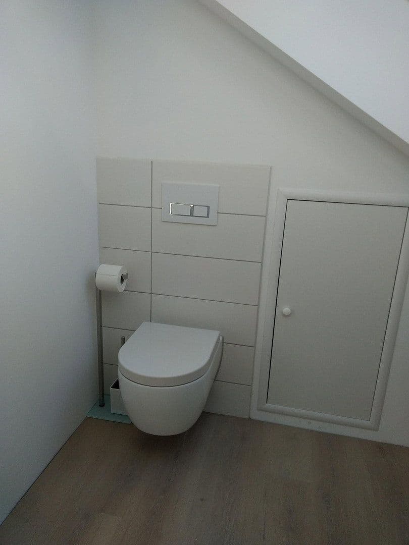 Pronájem bytu 4+1 96 m², Feldgasse 51, Nürnberg, Bavorsko Pronájem bytu 4+1 96 m², Feldgasse 51, Nürnberg, Bavorsko