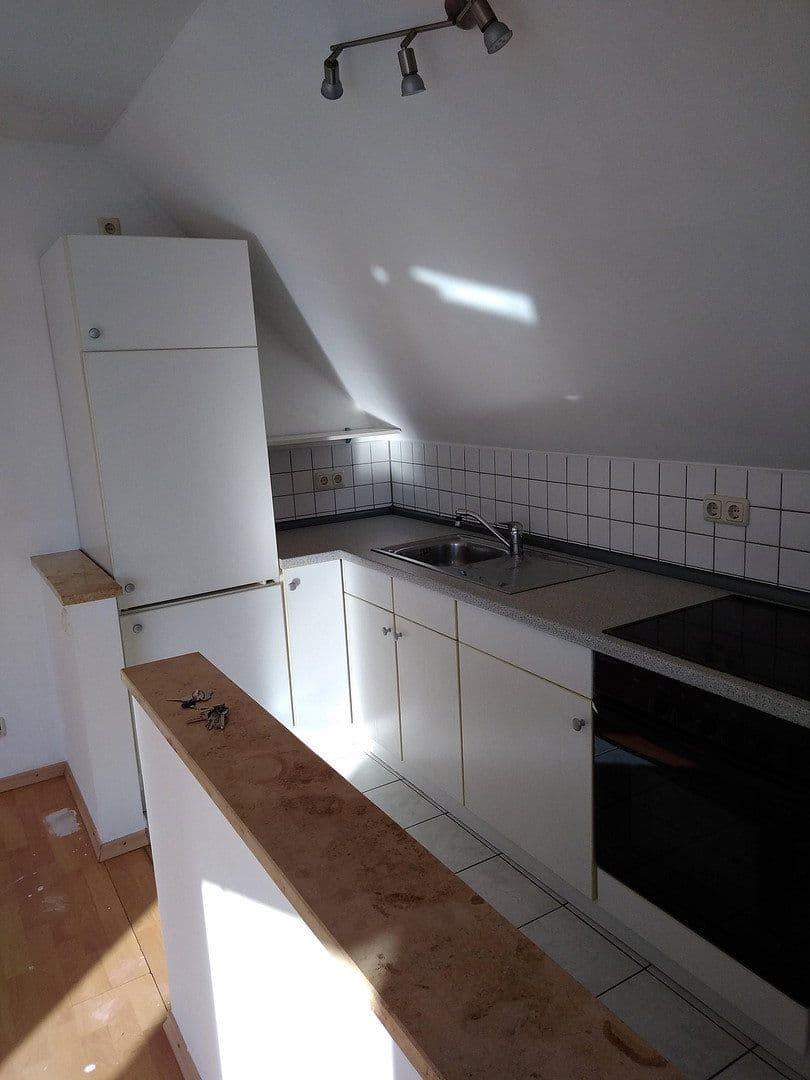 Pronájem bytu 2+1 57 m², Hersbruckerstr. 49, Lauf an der Pegnitz, Bavorsko Pronájem bytu 2+1 57 m², Hersbruckerstr. 49, Lauf an der Pegnitz, Bavorsko