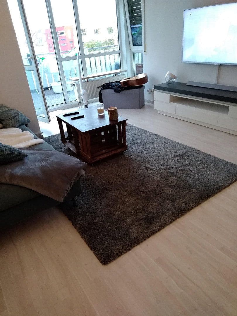 Pronájem bytu 2+1 57 m², Hersbruckerstr. 49, Lauf an der Pegnitz, Bavorsko Pronájem bytu 2+1 57 m², Hersbruckerstr. 49, Lauf an der Pegnitz, Bavorsko