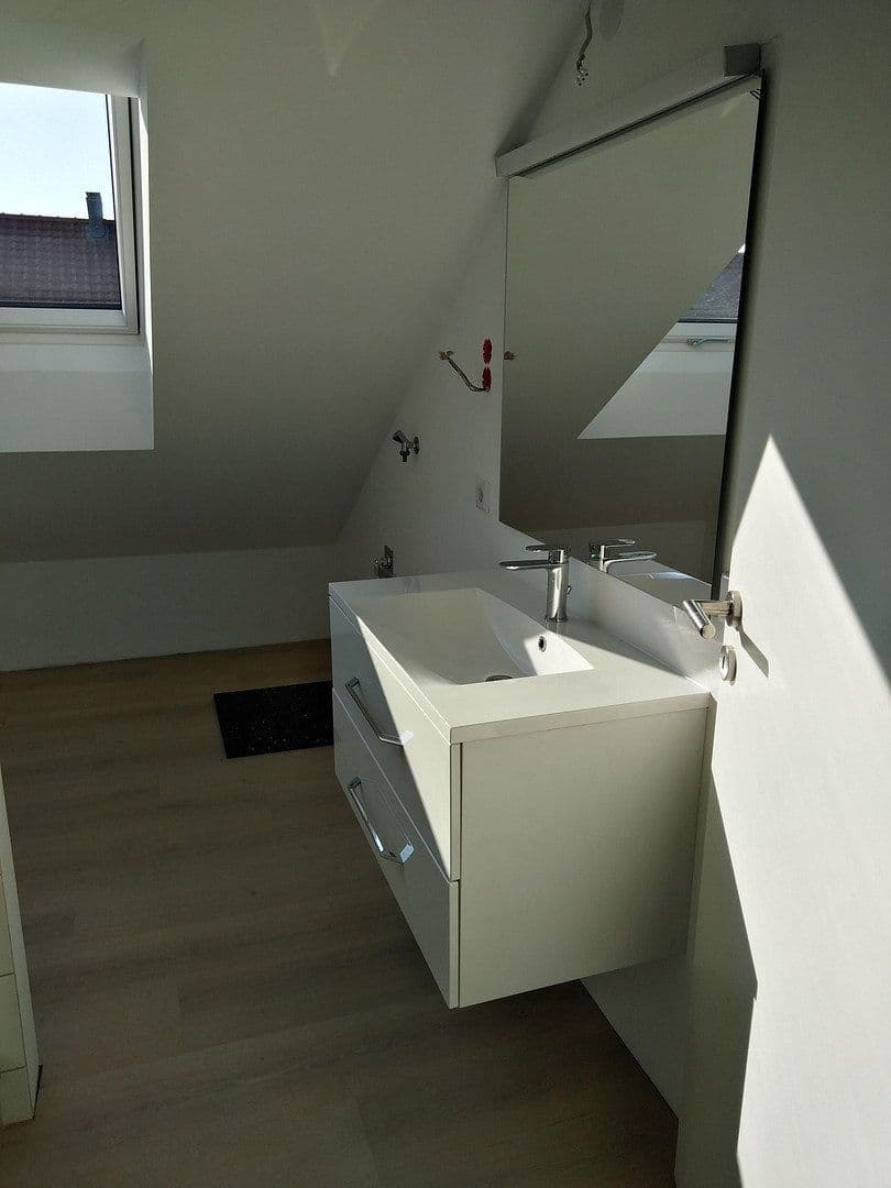 Pronájem bytu 4+1 96 m², Feldgasse 51, Nürnberg, Bavorsko Pronájem bytu 4+1 96 m², Feldgasse 51, Nürnberg, Bavorsko