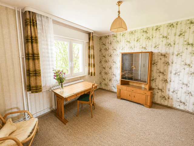 Prodej domu 180 m², pozemek 1.403 m², Ersinger Straße 98, Pforzheim, Bádensko-Württembersko Prodej domu 180 m², pozemek 1.403 m², Ersinger Straße 98, Pforzheim, Bádensko-Württembersko