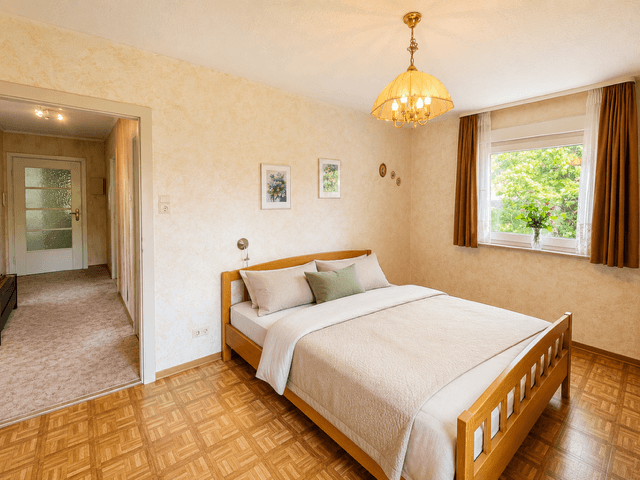 Prodej domu 180 m², pozemek 1.403 m², Ersinger Straße 98, Pforzheim, Bádensko-Württembersko Prodej domu 180 m², pozemek 1.403 m², Ersinger Straße 98, Pforzheim, Bádensko-Württembersko