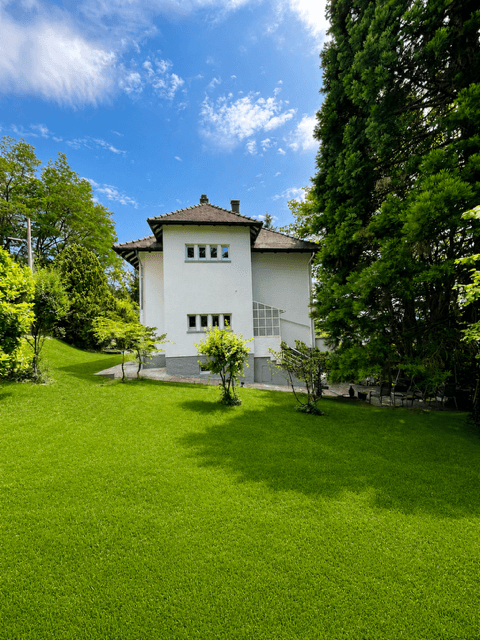 Prodej domu 180 m², pozemek 1.403 m², Ersinger Straße 98, Pforzheim, Bádensko-Württembersko Prodej domu 180 m², pozemek 1.403 m², Ersinger Straße 98, Pforzheim, Bádensko-Württembersko