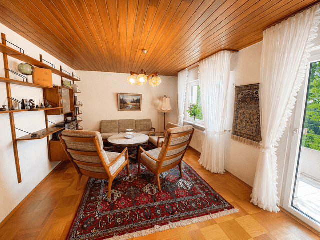 Prodej domu 180 m², pozemek 1.403 m², Ersinger Straße 98, Pforzheim, Bádensko-Württembersko Prodej domu 180 m², pozemek 1.403 m², Ersinger Straße 98, Pforzheim, Bádensko-Württembersko