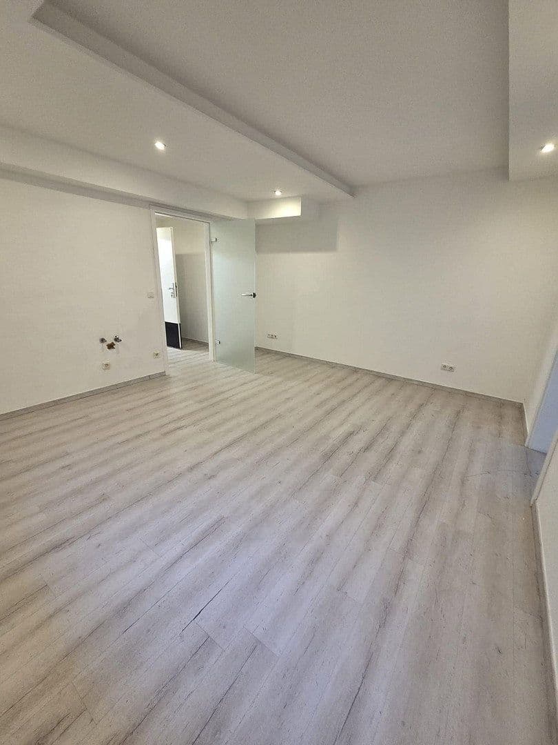 Pronájem kanceláře 55 m², Amalienburgstrasse 23, München, Bavorsko Pronájem kanceláře 55 m², Amalienburgstrasse 23, München, Bavorsko