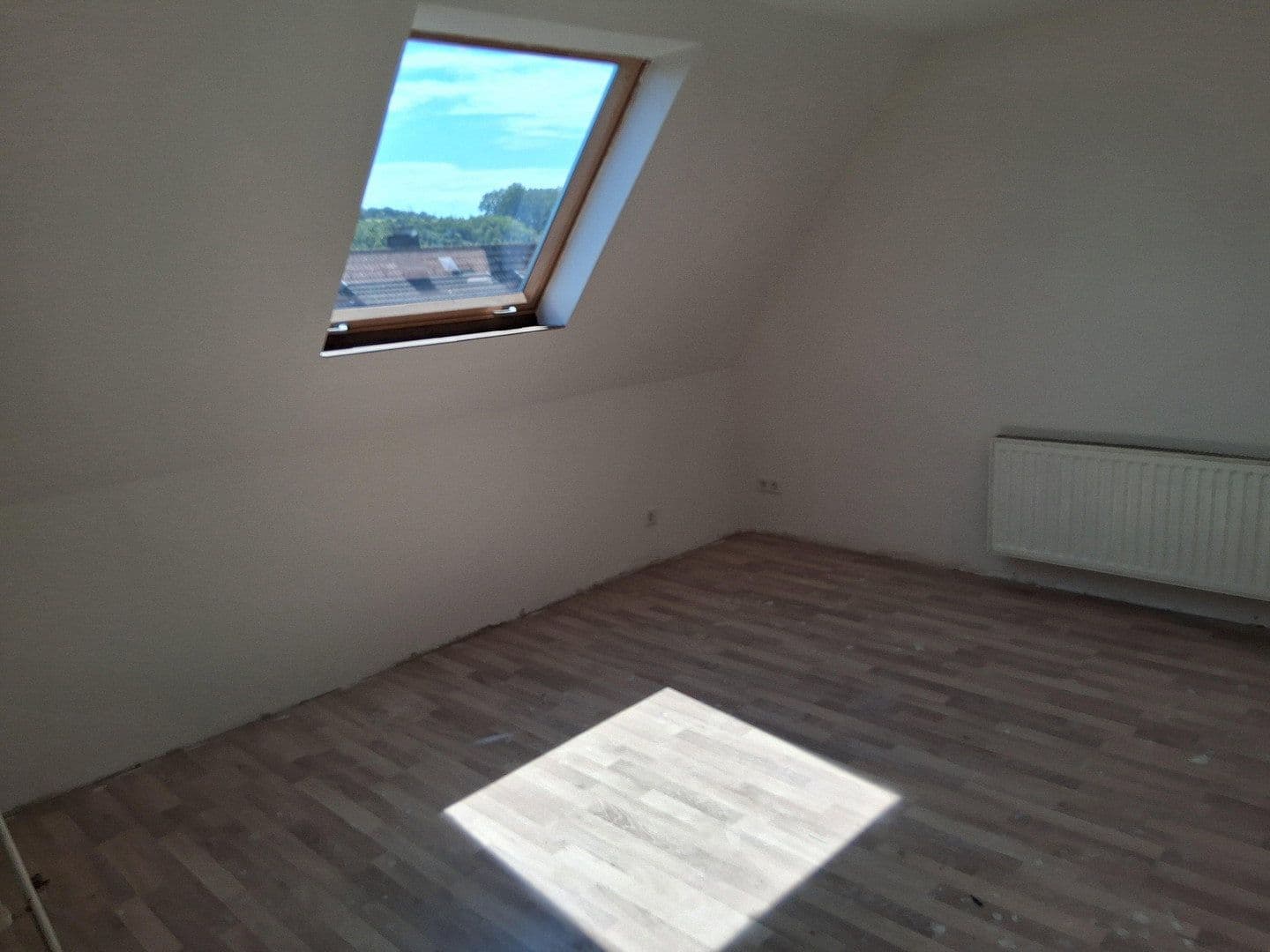 Pronájem bytu 4+1 68 m², Joseph-Mäurer-Straße 38, Wipperfürth, Severní Porýní-Vestfálsko Pronájem bytu 4+1 68 m², Joseph-Mäurer-Straße 38, Wipperfürth, Severní Porýní-Vestfálsko