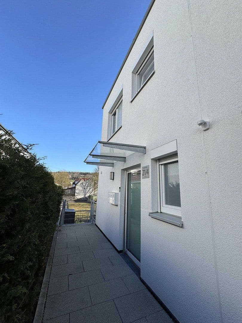 Pronájem domu 111 m², pozemek 128 m², Heimsheim, Bádensko-Württembersko Pronájem domu 111 m², pozemek 128 m², Heimsheim, Bádensko-Württembersko