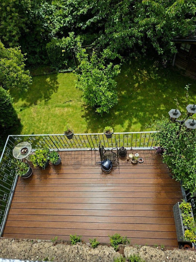 Prodej domu 380 m², pozemek 818 m², Solingen, Severní Porýní-Vestfálsko Prodej domu 380 m², pozemek 818 m², Solingen, Severní Porýní-Vestfálsko