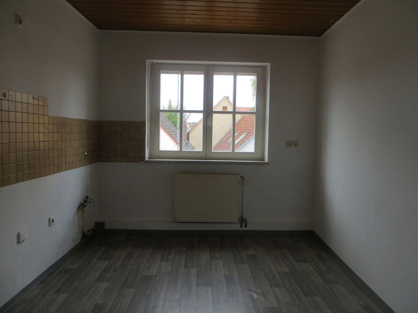 Pronájem bytu 3+1 68 m², Hallertorstraße 21, Neumarkt in der Oberpfalz, Bavorsko Pronájem bytu 3+1 68 m², Hallertorstraße 21, Neumarkt in der Oberpfalz, Bavorsko