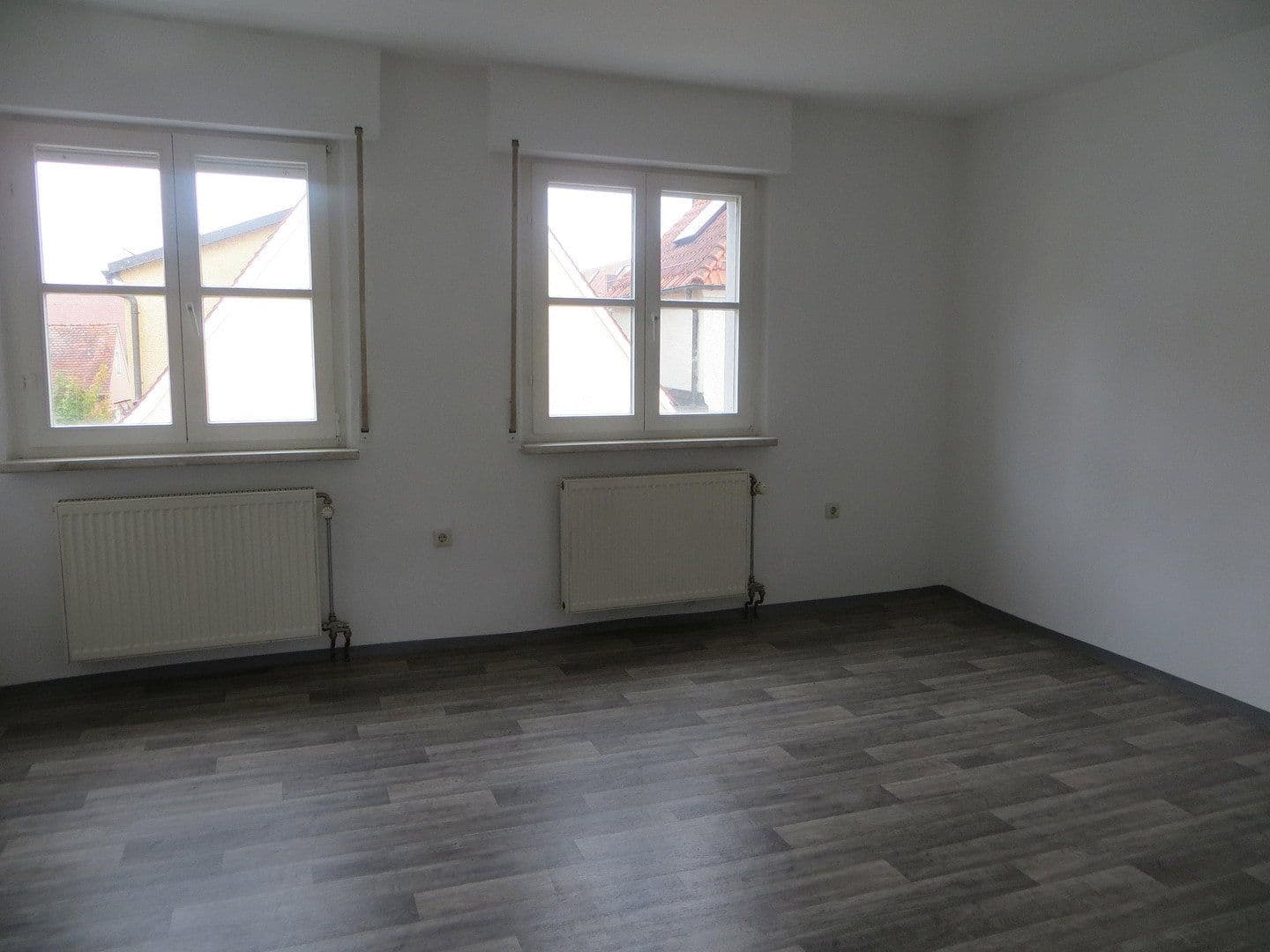 Pronájem bytu 3+1 68 m², Hallertorstraße 21, Neumarkt in der Oberpfalz, Bavorsko Pronájem bytu 3+1 68 m², Hallertorstraße 21, Neumarkt in der Oberpfalz, Bavorsko