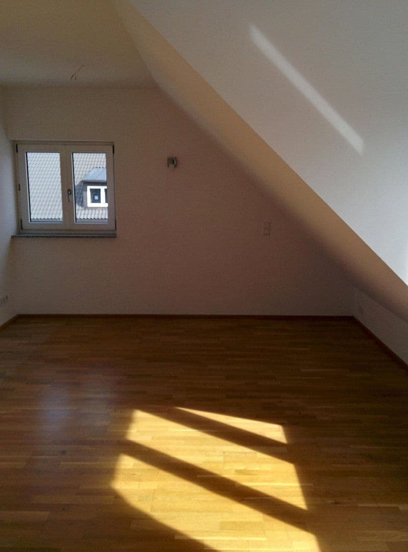 Pronájem bytu 3+kk 74 m², München, Bavorsko Pronájem bytu 3+kk 74 m², München, Bavorsko