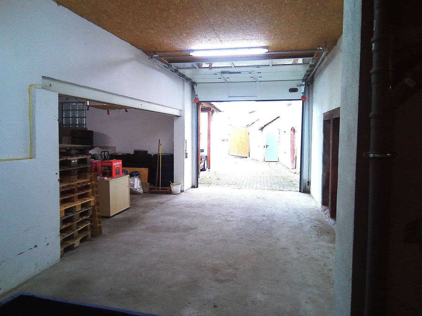 Prodej domu 140 m², pozemek 367 m², Kirrweiler, Porýní-Falc Prodej domu 140 m², pozemek 367 m², Kirrweiler, Porýní-Falc