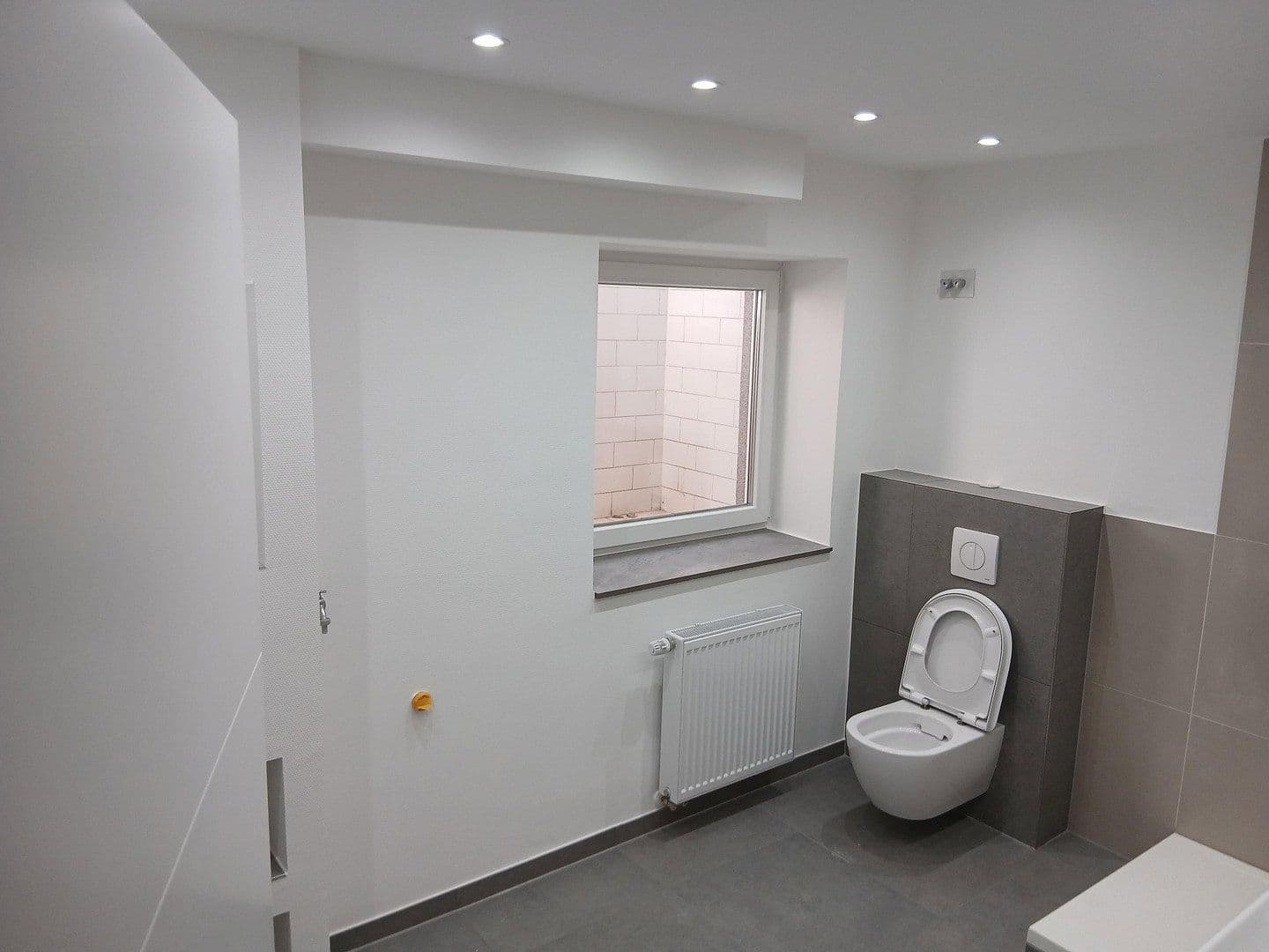 Prodej domu 176 m², pozemek 280 m², Klein-Winternheim, Porýní-Falc Prodej domu 176 m², pozemek 280 m², Klein-Winternheim, Porýní-Falc