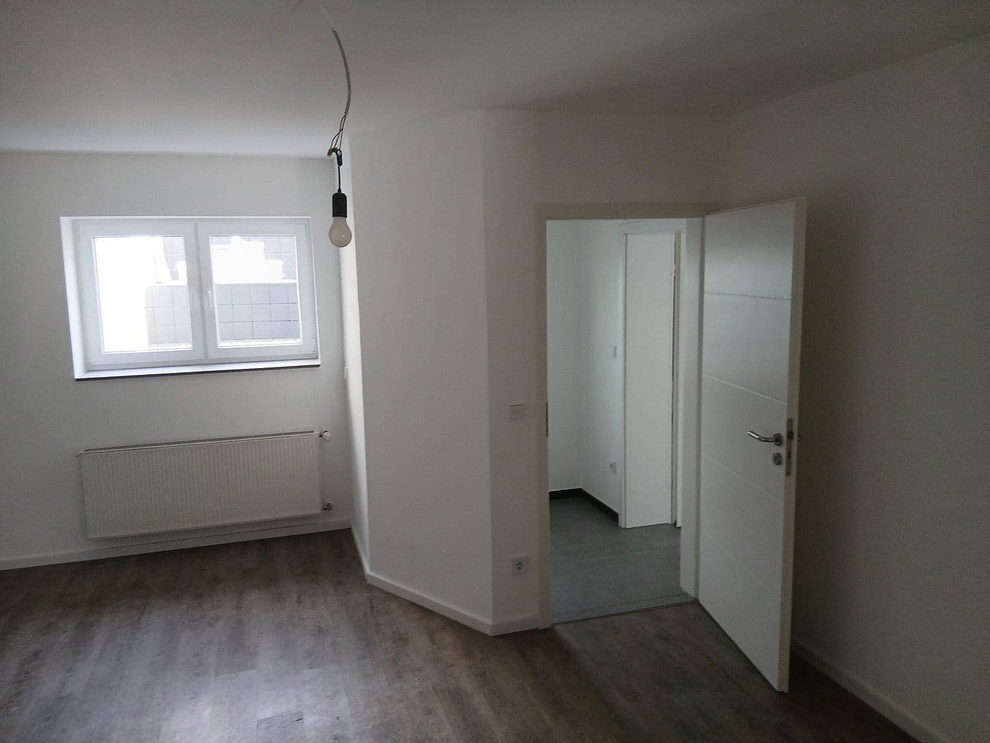Prodej domu 176 m², pozemek 280 m², Klein-Winternheim, Porýní-Falc Prodej domu 176 m², pozemek 280 m², Klein-Winternheim, Porýní-Falc