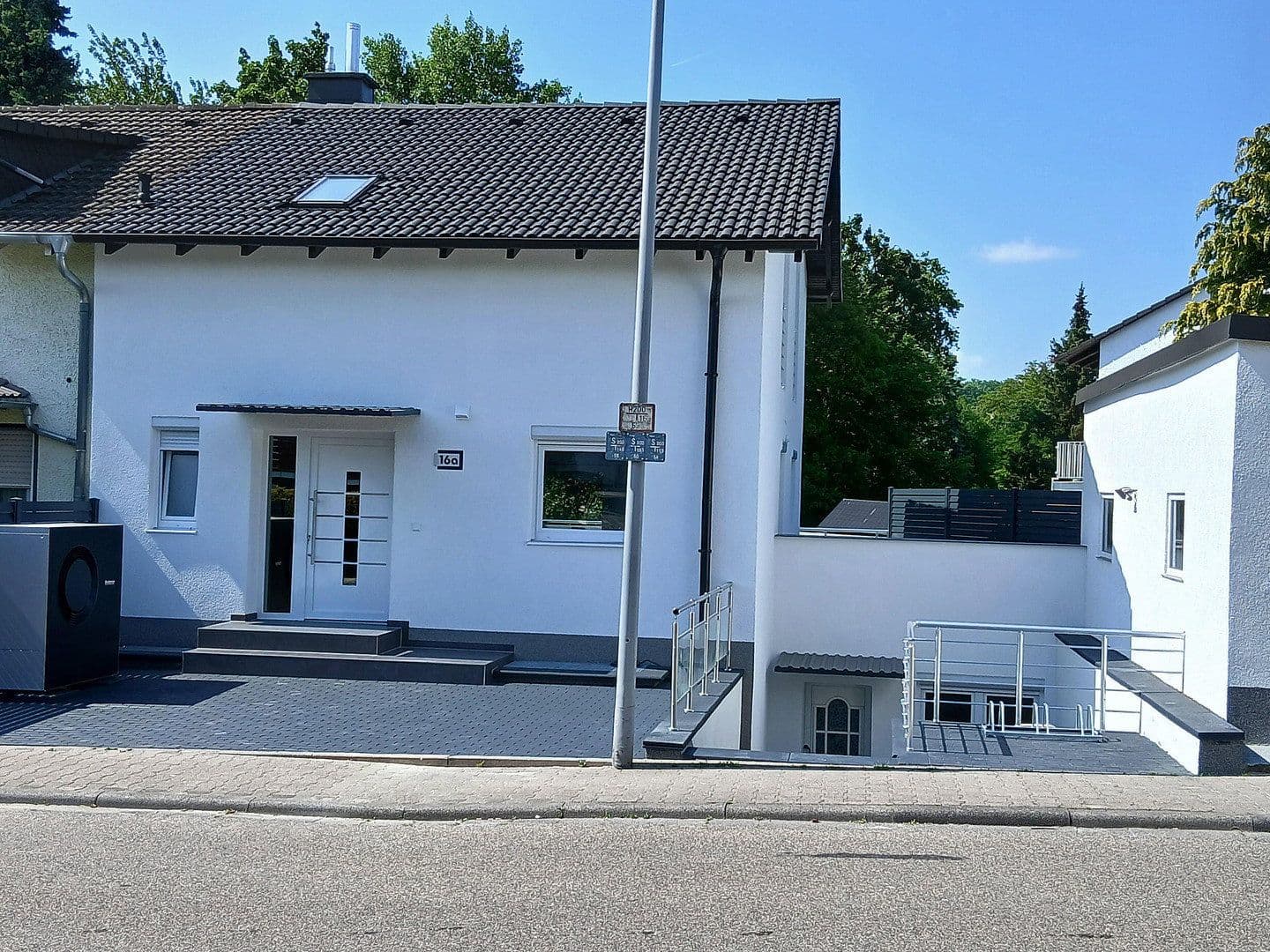 Prodej domu 176 m², pozemek 280 m², Klein-Winternheim, Porýní-Falc Prodej domu 176 m², pozemek 280 m², Klein-Winternheim, Porýní-Falc