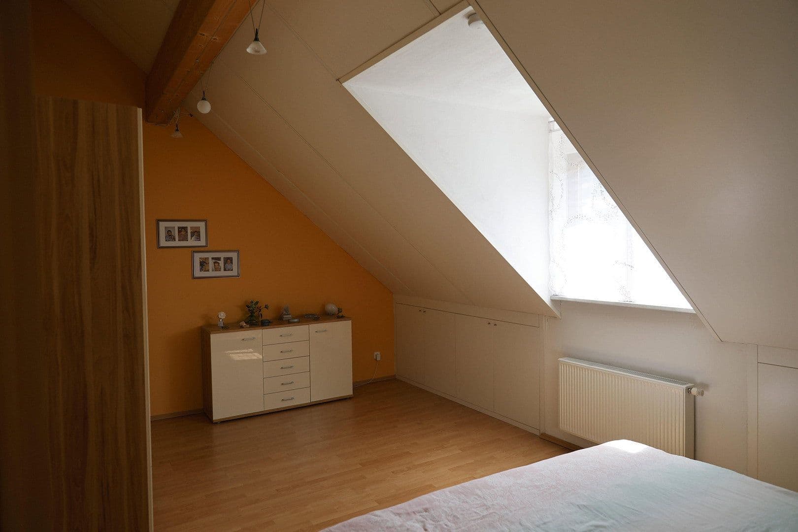 Prodej domu 138 m², pozemek 152 m², Oppenheim, Porýní-Falc Prodej domu 138 m², pozemek 152 m², Oppenheim, Porýní-Falc