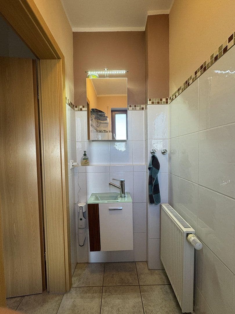 Prodej domu 138 m², pozemek 152 m², Oppenheim, Porýní-Falc Prodej domu 138 m², pozemek 152 m², Oppenheim, Porýní-Falc