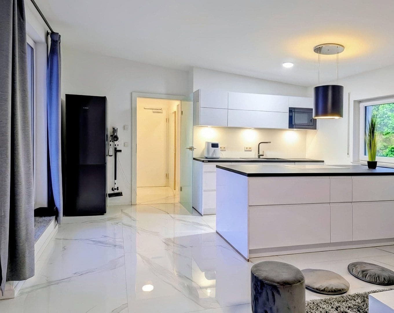 Pronájem bytu 2+1 67 m², Anton-will-str 1, München, Bavorsko Pronájem bytu 2+1 67 m², Anton-will-str 1, München, Bavorsko