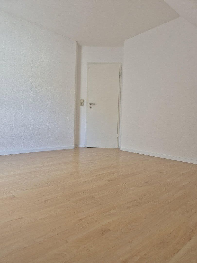 Pronájem bytu 3+1 70 m², Mühlstraße22, Neuenbürg, Bádensko-Württembersko Pronájem bytu 3+1 70 m², Mühlstraße22, Neuenbürg, Bádensko-Württembersko