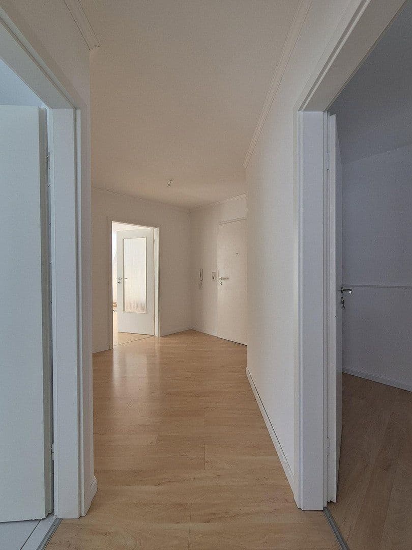 Pronájem bytu 3+1 70 m², Mühlstraße22, Neuenbürg, Bádensko-Württembersko Pronájem bytu 3+1 70 m², Mühlstraße22, Neuenbürg, Bádensko-Württembersko