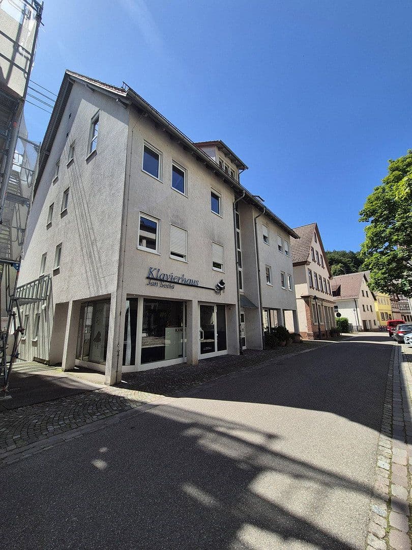 Pronájem bytu 3+1 70 m², Mühlstraße22, Neuenbürg, Bádensko-Württembersko Pronájem bytu 3+1 70 m², Mühlstraße22, Neuenbürg, Bádensko-Württembersko