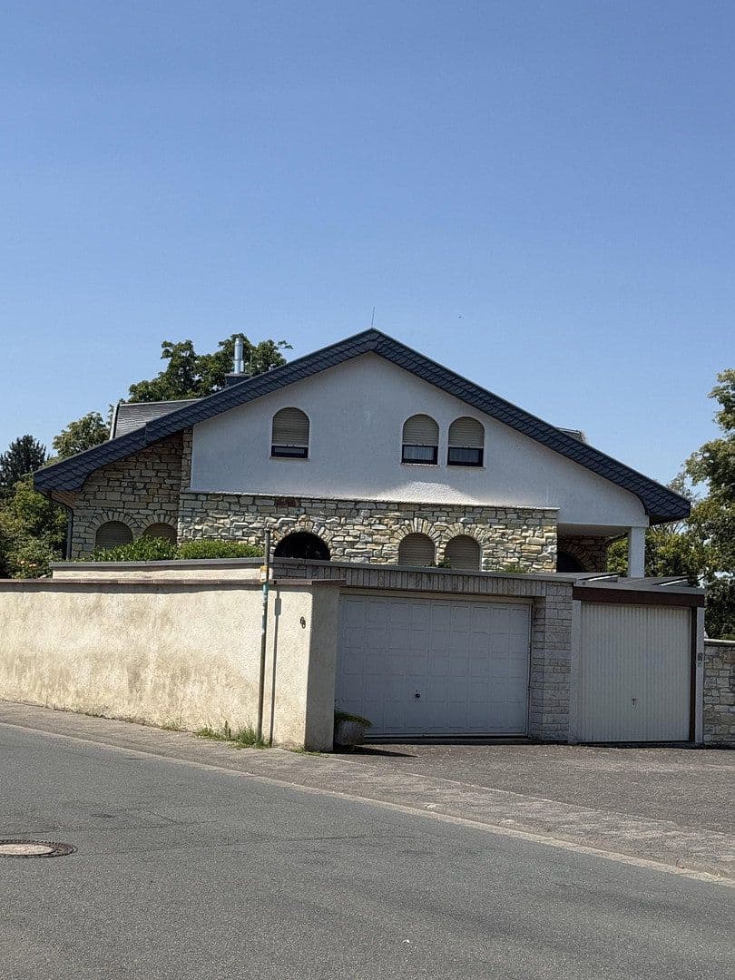 Prodej domu 269 m², pozemek 599 m², Weiterstadt, Hessen Prodej domu 269 m², pozemek 599 m², Weiterstadt, Hessen