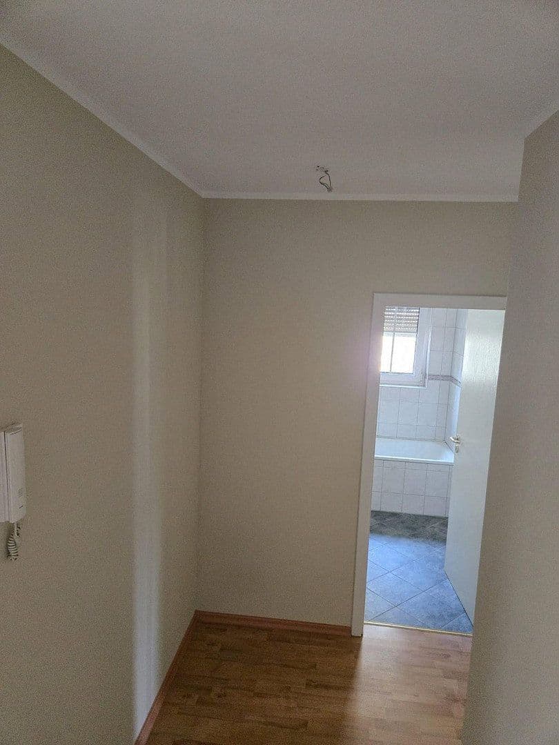 Pronájem bytu 3+1 85 m², Beelitzer Straße 39, Schwielowsee, Braniborsko Pronájem bytu 3+1 85 m², Beelitzer Straße 39, Schwielowsee, Braniborsko
