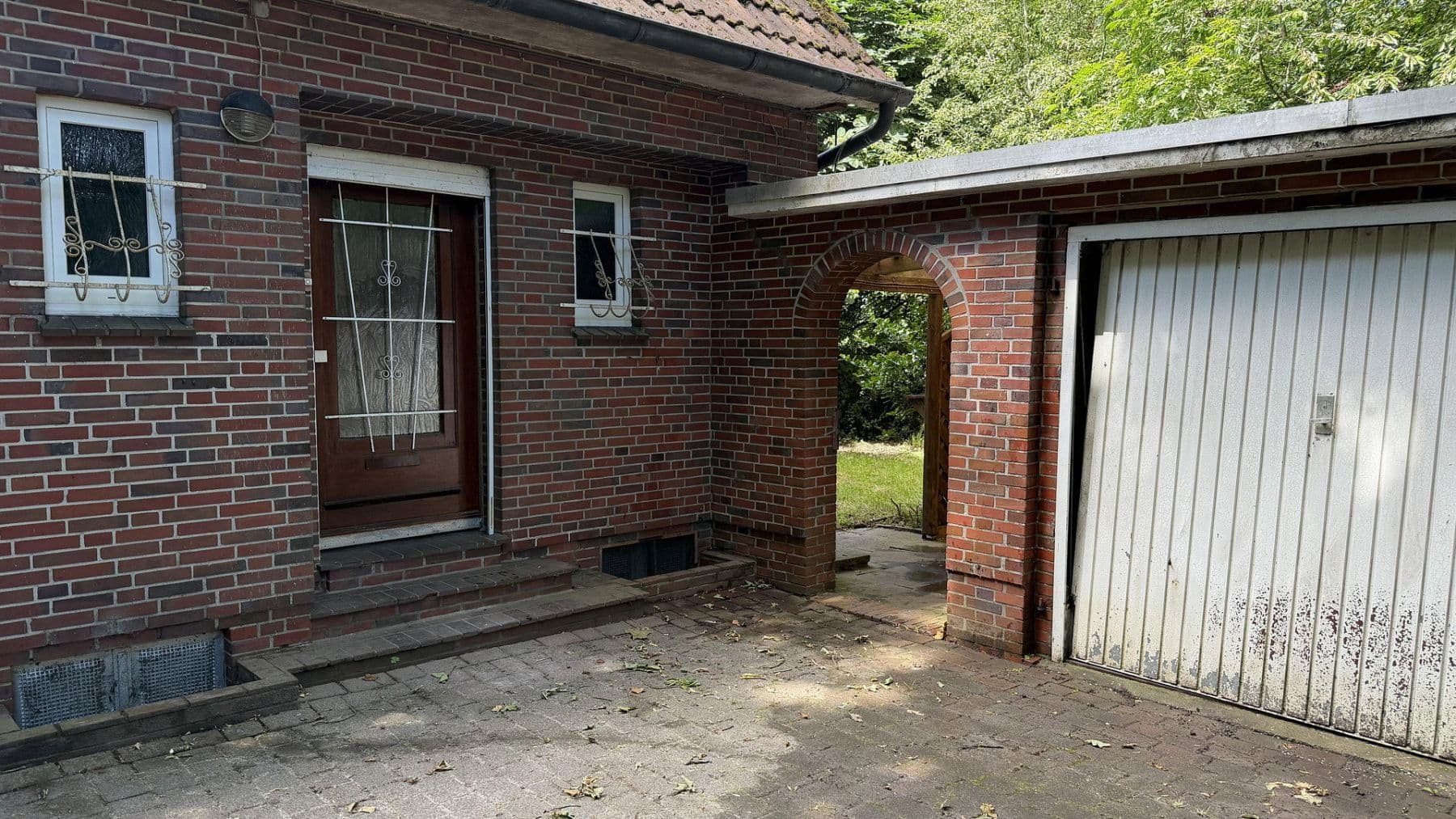 Prodej domu 94 m², pozemek 1.100 m², Roffhausener Landstraße 11c, Schortens, Dolní Sasko Prodej domu 94 m², pozemek 1.100 m², Roffhausener Landstraße 11c, Schortens, Dolní Sasko