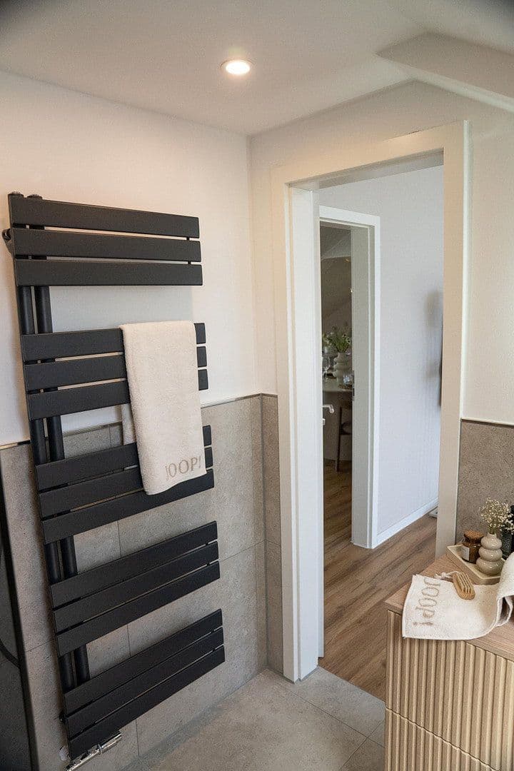 Prodej bytu 2+kk 76 m², Mülheim an der Ruhr, Severní Porýní-Vestfálsko Prodej bytu 2+kk 76 m², Mülheim an der Ruhr, Severní Porýní-Vestfálsko