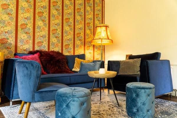 Prodej domu 576 m², pozemek 1.332 m², Hinterzarten, Bádensko-Württembersko Prodej domu 576 m², pozemek 1.332 m², Hinterzarten, Bádensko-Württembersko