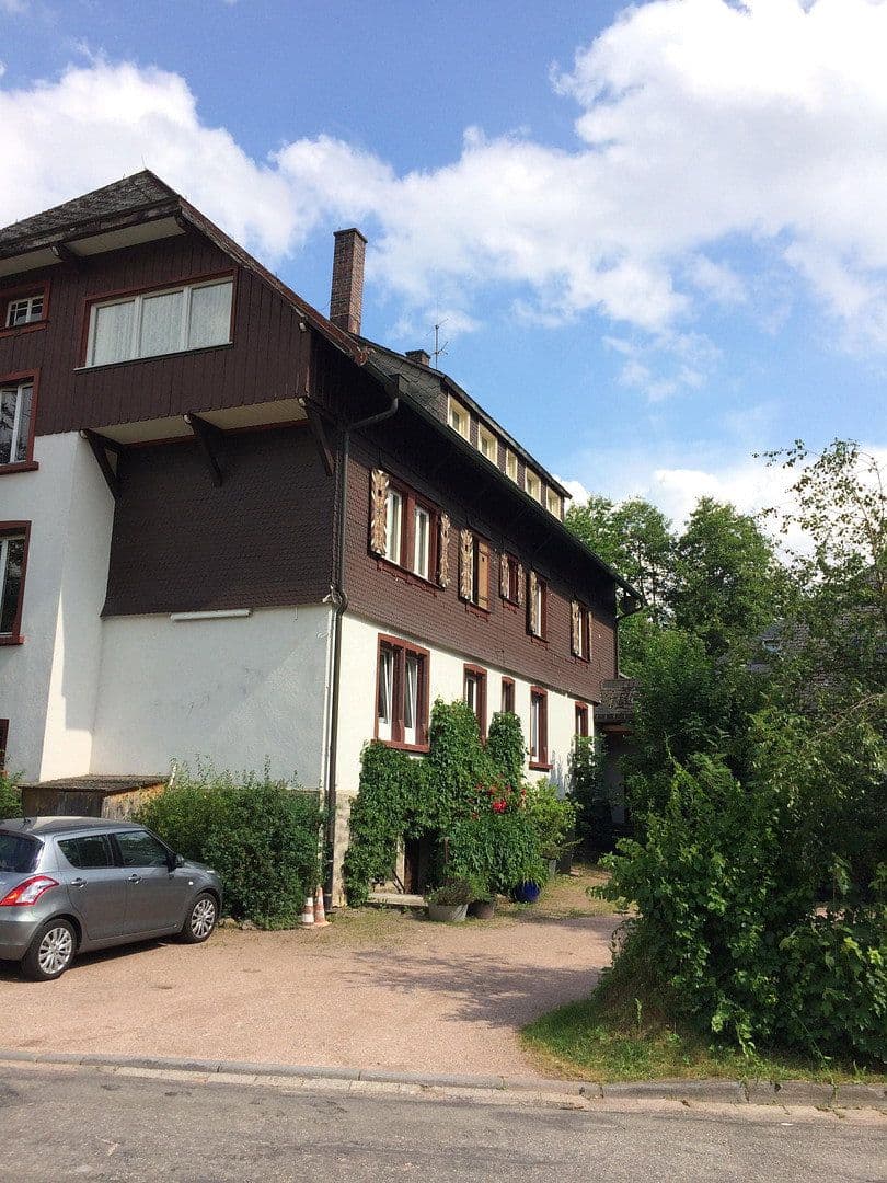 Prodej domu 576 m², pozemek 1.332 m², Hinterzarten, Bádensko-Württembersko Prodej domu 576 m², pozemek 1.332 m², Hinterzarten, Bádensko-Württembersko