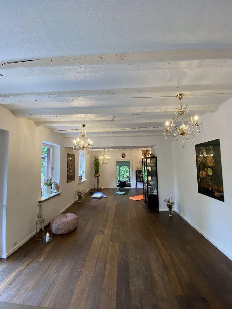 Prodej domu 576 m², pozemek 1.332 m², Hinterzarten, Bádensko-Württembersko Prodej domu 576 m², pozemek 1.332 m², Hinterzarten, Bádensko-Württembersko