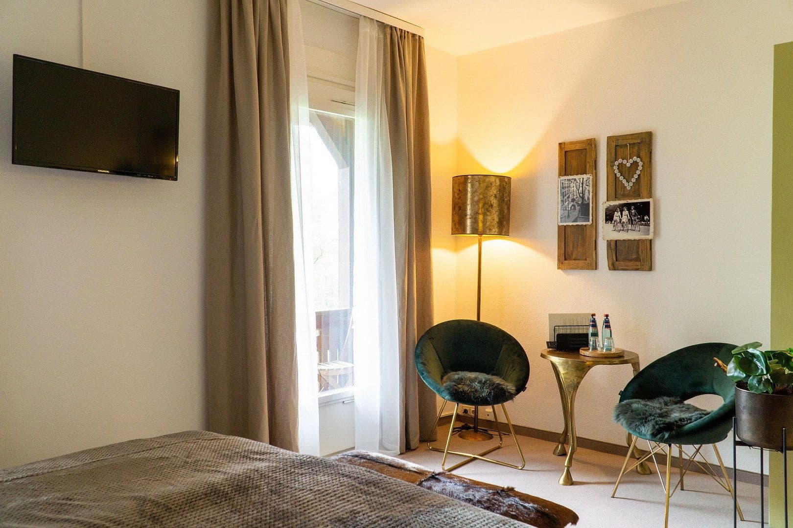 Prodej domu 576 m², pozemek 1.332 m², Hinterzarten, Bádensko-Württembersko Prodej domu 576 m², pozemek 1.332 m², Hinterzarten, Bádensko-Württembersko