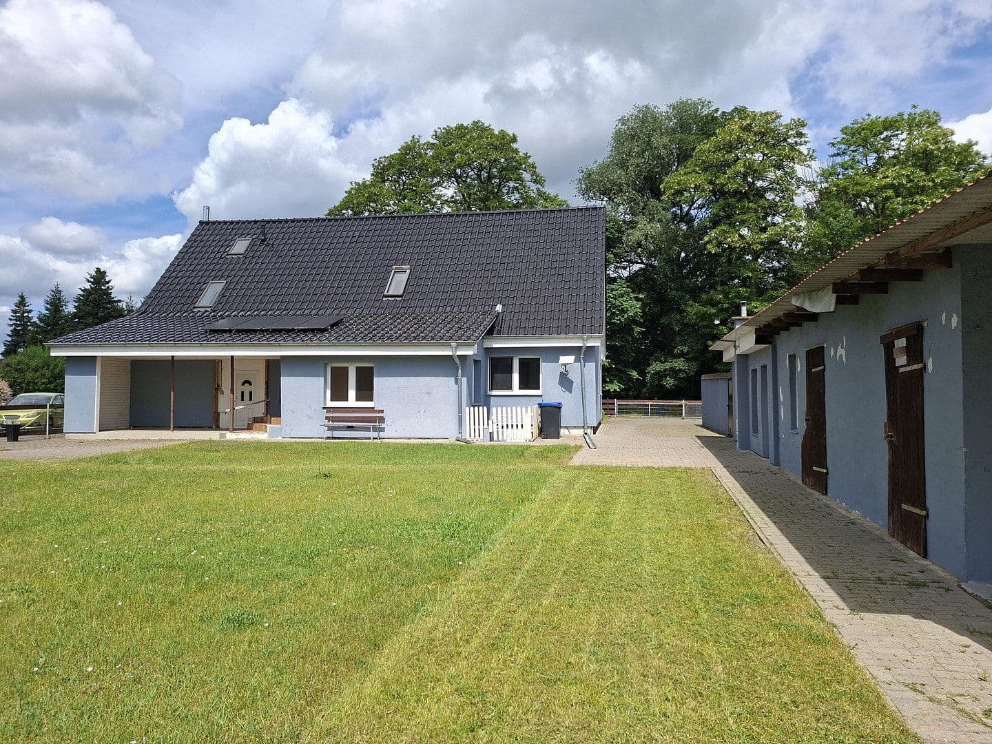 Prodej domu 216 m², pozemek 1.195 m², Neubauerngasse 1, Blumenholz, Mecklenburg-Vorpommern Prodej domu 216 m², pozemek 1.195 m², Neubauerngasse 1, Blumenholz, Mecklenburg-Vorpommern
