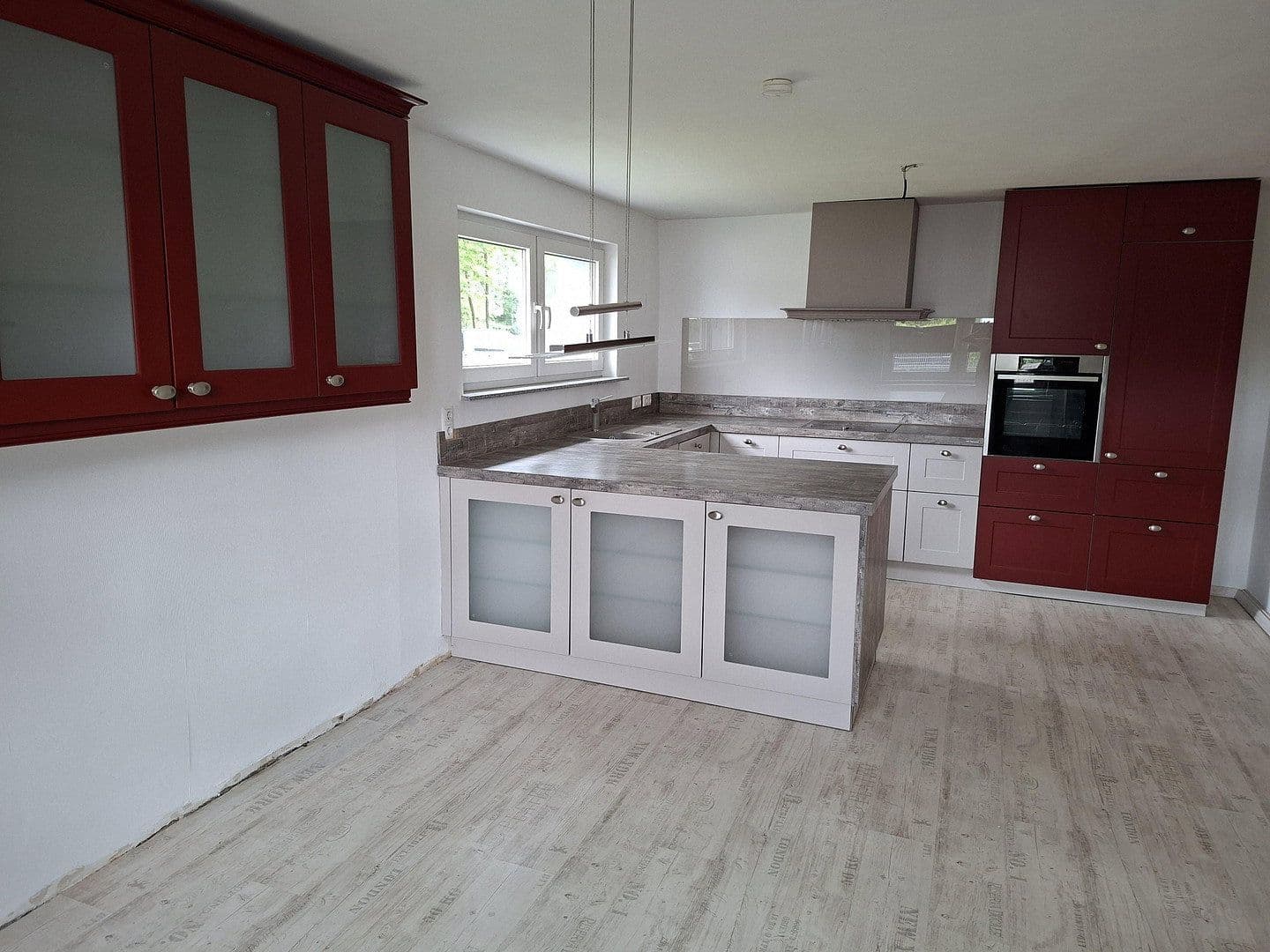 Prodej domu 216 m², pozemek 1.195 m², Neubauerngasse 1, Blumenholz, Mecklenburg-Vorpommern Prodej domu 216 m², pozemek 1.195 m², Neubauerngasse 1, Blumenholz, Mecklenburg-Vorpommern