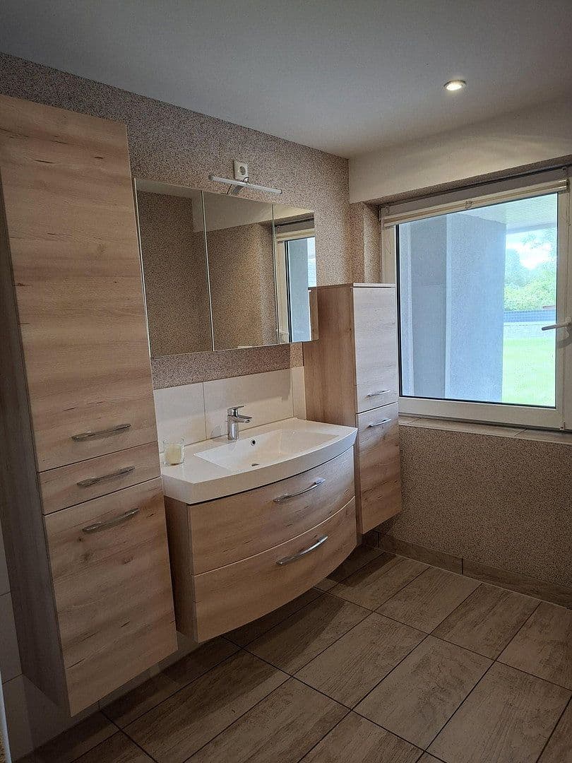 Prodej domu 216 m², pozemek 1.195 m², Neubauerngasse 1, Blumenholz, Mecklenburg-Vorpommern Prodej domu 216 m², pozemek 1.195 m², Neubauerngasse 1, Blumenholz, Mecklenburg-Vorpommern