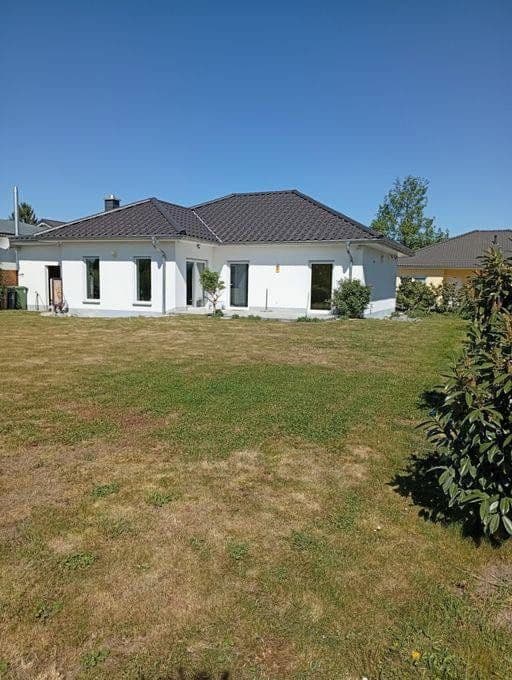 Prodej domu 94 m², pozemek 522 m², Am Golfpark 9, Biblis, Hessen Prodej domu 94 m², pozemek 522 m², Am Golfpark 9, Biblis, Hessen