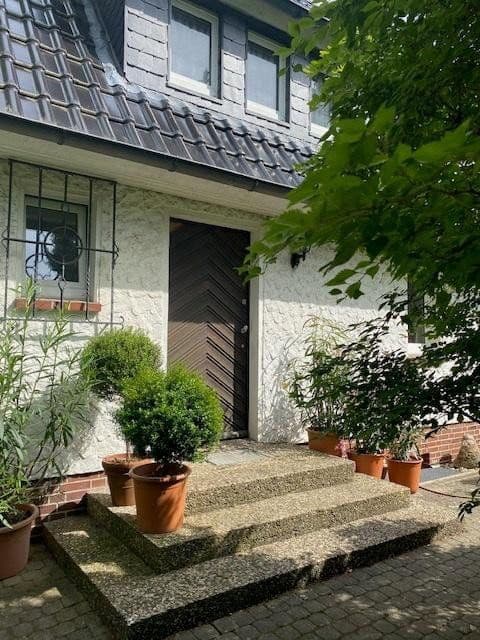 Prodej domu 142 m², pozemek 1.004 m², Celle, Dolní Sasko Prodej domu 142 m², pozemek 1.004 m², Celle, Dolní Sasko