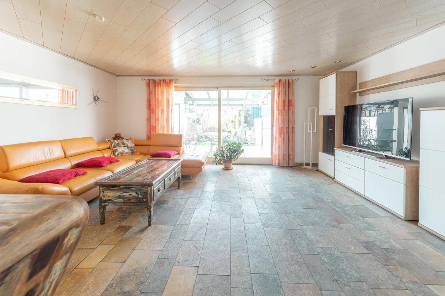 Pronájem domu 130 m², pozemek 151 m², Neumarkt in der Oberpfalz, Bavorsko Pronájem domu 130 m², pozemek 151 m², Neumarkt in der Oberpfalz, Bavorsko